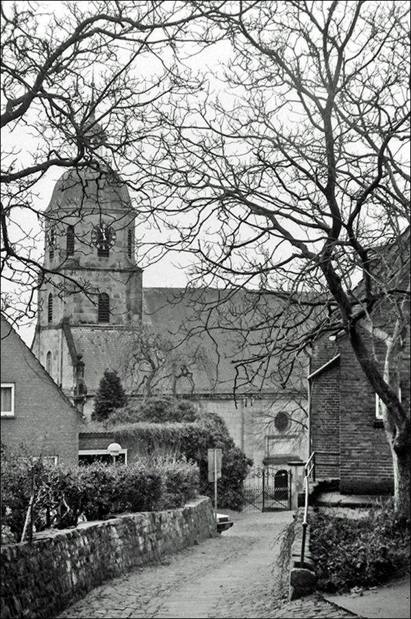 Wittkampstiege, Blick nach Süden, zur reformierten Kirche